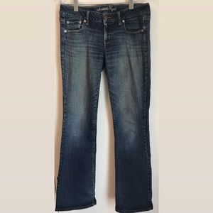 American Eagle Favorite Boyfriend Size 10L Jeans